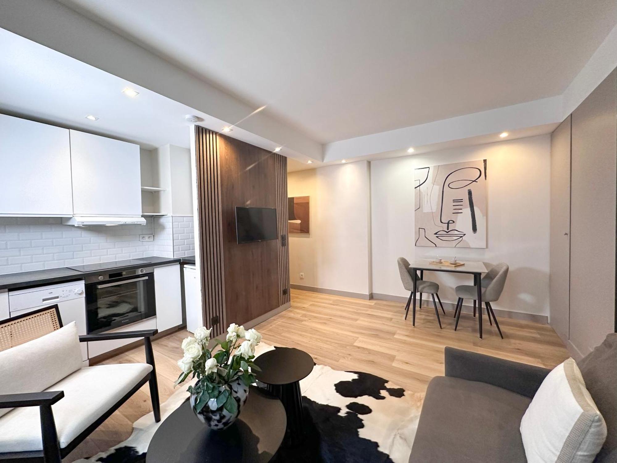 Beautiful Loft In Champs-Elysees Paříž Exteriér fotografie